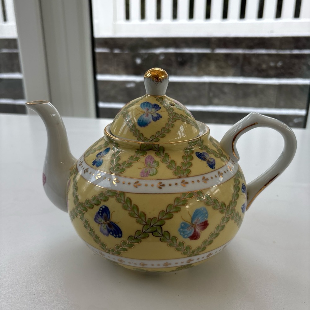 Vintage Butterfly Garden Teapot, Formalities by Baum Bros, Yellow